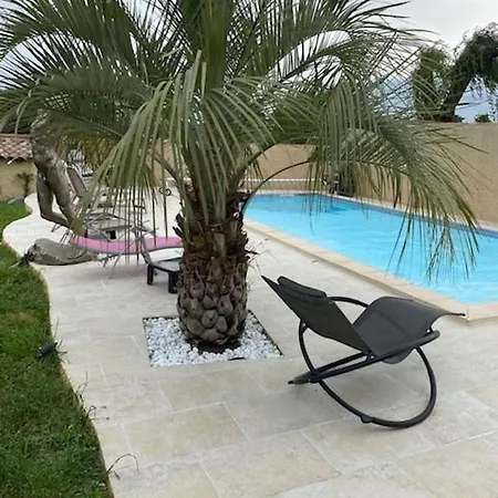 Villa Spa Piscine : Entre Mer Et Montagne Foissac (Gard)
